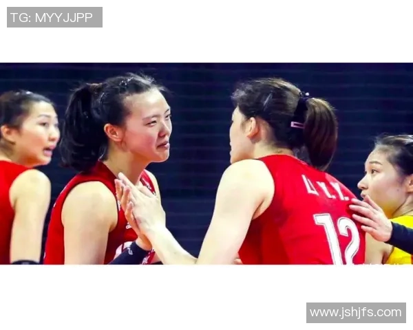 足球明星亲自赠送球衣感人瞬间视频记录球迷热情与梦想